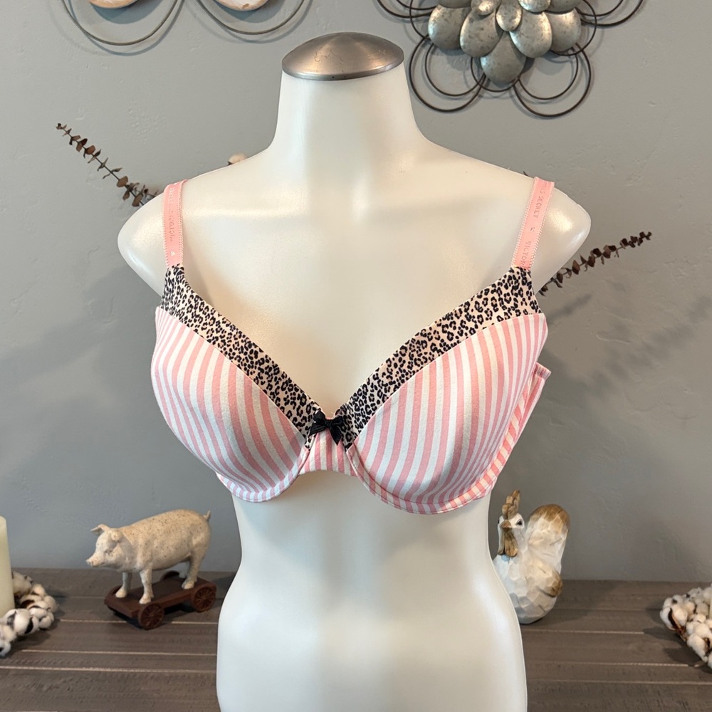 Victoria's Secret Pink & White Striped T-Shirt Bra with Leopard Trim